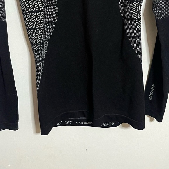 Kipsta Baselayer Imperfection Shirt Sz Med - Picture 5 of 7